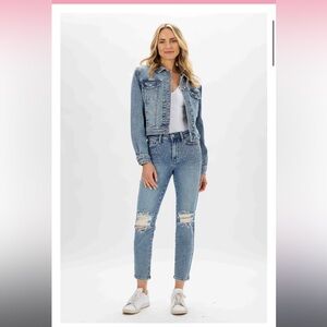 Judy Blue high waisted slim cut embellished jeans